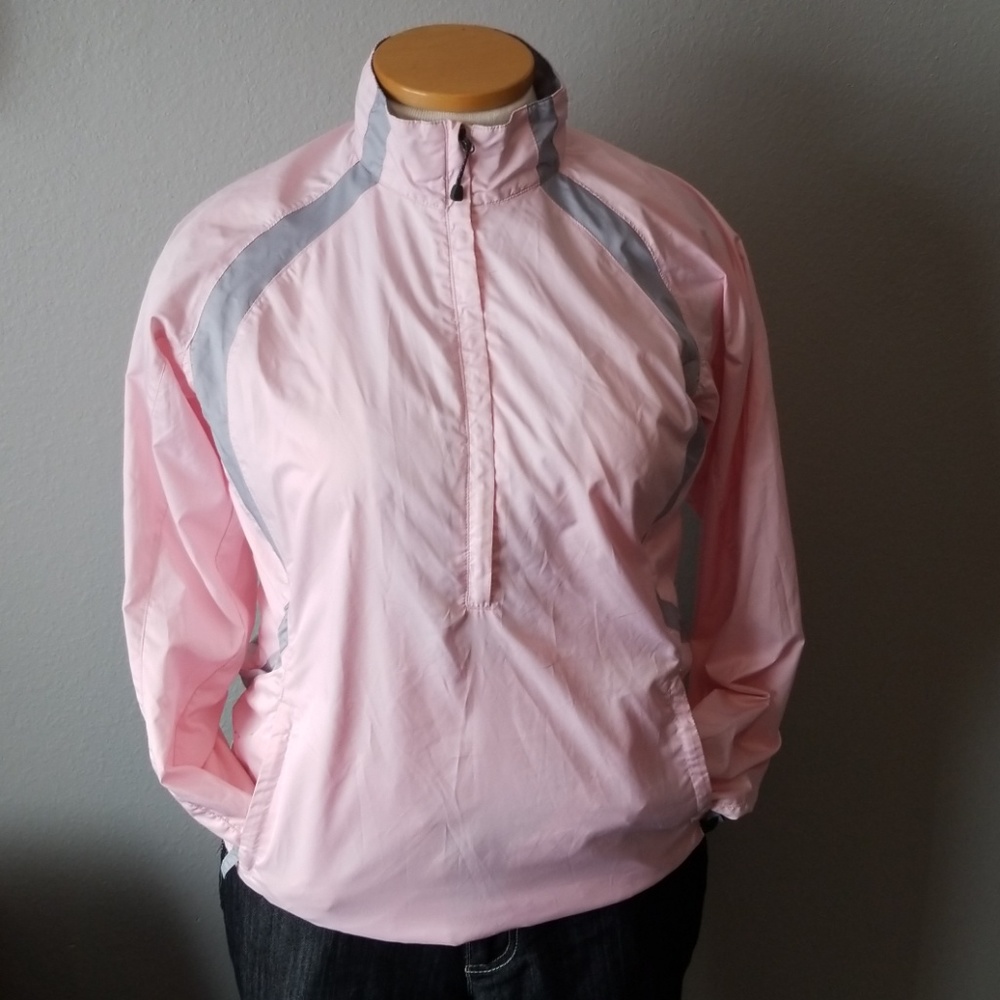 Athletic wear, wind breaker